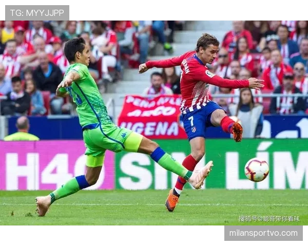 兰帕德连续前插远射主导进攻，关键战中压制对手中场防线