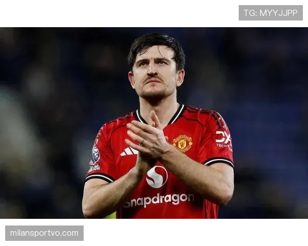 曼联成绩回暖难掩体系停滞，复兴进程面临结构性挑战